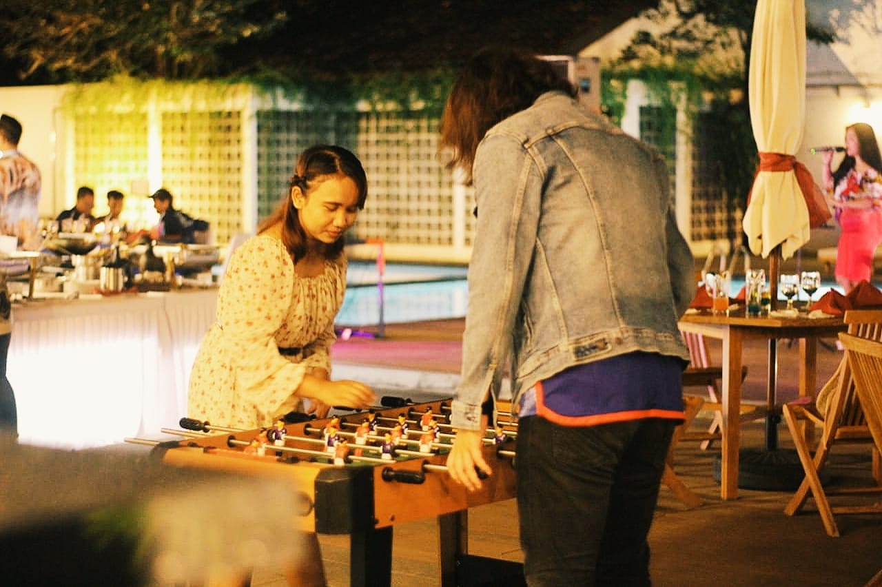 Serunya Barbeque Pool Party di Grand Diamond Hotel Yogyakarta